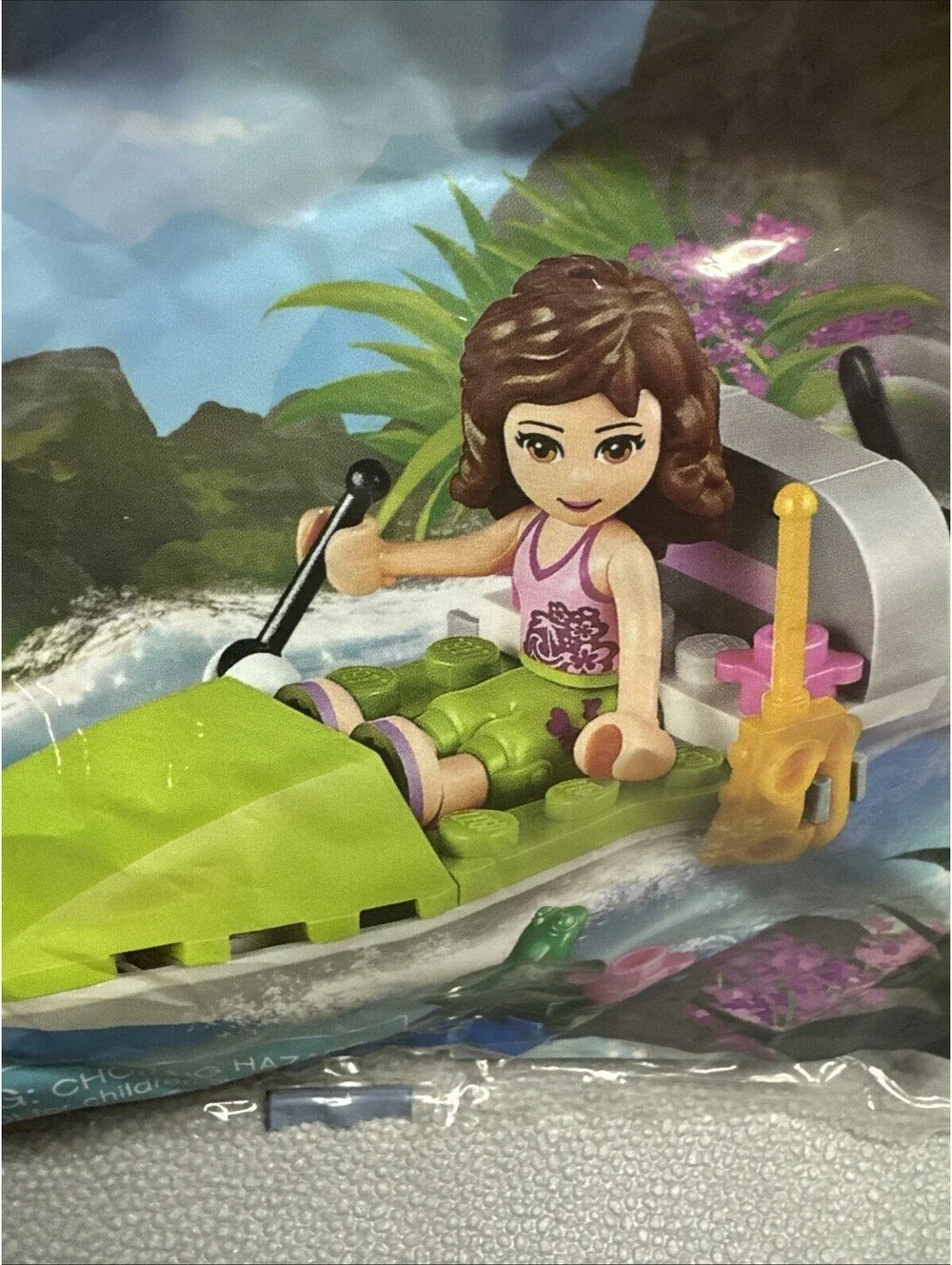 Lego Friends lot 41098 Emma’s tourist Kiosk & 30115 Olivia Jungle Air Boat READ